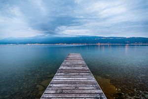 Jetée abandonnée dans le lac de Garde