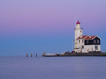 Lighthouse before dark by Mariusz Jandy