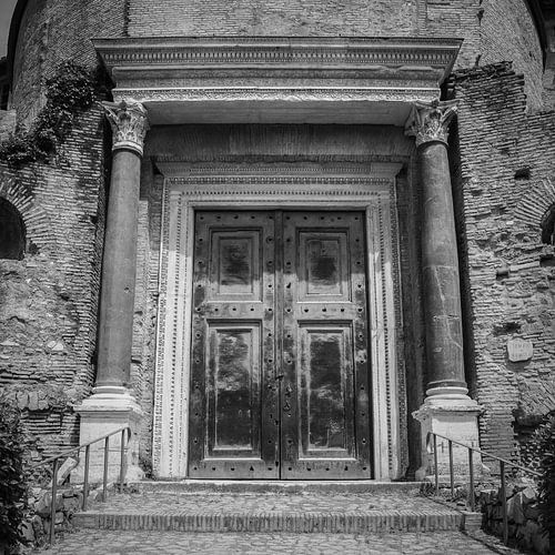 Italië in vierkant zwart wit, Rome, Forum Romanum