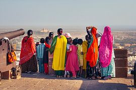 uitkijken naar het Paleis van Jodhpur van Jan de Vries
