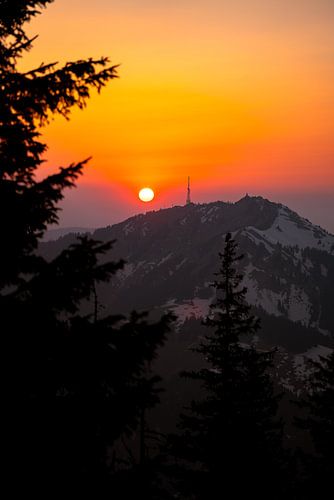 Zonsondergang boven de Grünten
