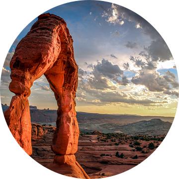 Zonsondergang Arches National Park, Utah USA. Delicate Arch van Alexander Mol