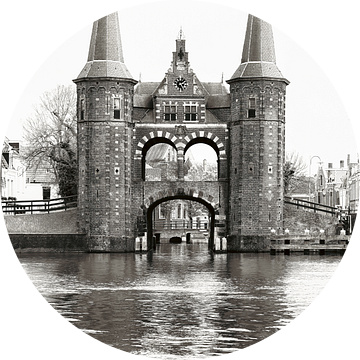 De Waterpoort van Sneek | Friesland | Zwart Wit | fotobehang