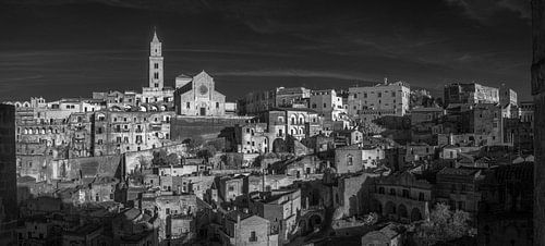 Matera -3- infrarood zwart en wit