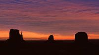 Zonsopkomst in Monument Valley van Henk Meijer Photography thumbnail