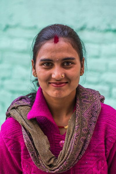 Nepali saleswoman by Andre Brasse Photography