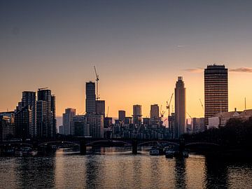 The skyline of London by Matthijs Noordeloos