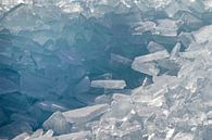 A mountain of creeping ice by Barbara Brolsma thumbnail