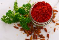 Chili powder and capsules