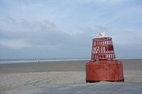 Boei op het strand