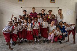 Schulkinder auf der Insel Arborek, Indonesien von Travel Tips and Stories