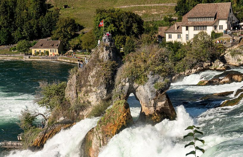 Schaffhausen Rheinfäll by Richard Wareham