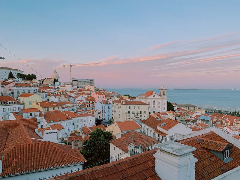 Lisbon by Hello Pompoyo