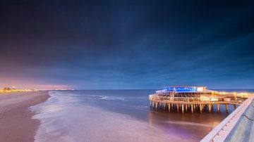 Scheveningen by night, seascape sur Michel Kottelaar