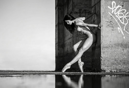 Dance in the Raw Set