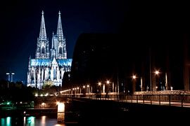 Cologne at night (3) by Norbert Sülzner