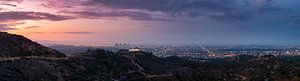 De skyline van Los Angeles tijdens zonsopkomst van Remco Piet