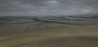 abstrait fait de vent, de sable et de mer