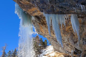 Eiszapfen am Johannes Wasserfall von Christa Kramer