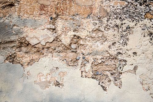 Abstraction Wall with spalling by Dieter Walther