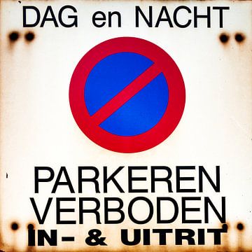 Parkeren verboden van Pieter van Roijen