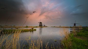 Kinderdijk in arger Bedrängnis von Alvin Aarnoutse