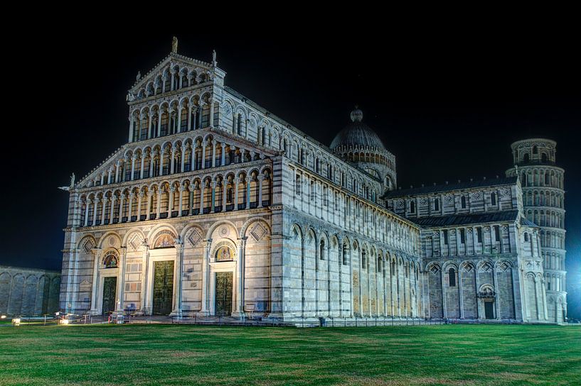 Leaning Tower of Pisa by Hello Pompoyo