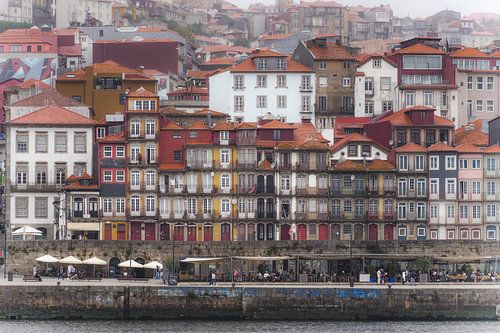 De kleurrijke Ribeira van Porto