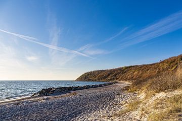 Plage à Kloster sur l'île de Hiddensee sur Rico Ködder