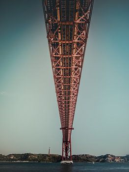 Onder de brug