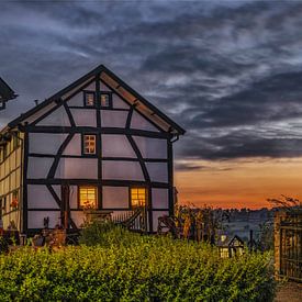 Vakwerkhuisje in Zuid-Limburg van John Kreukniet