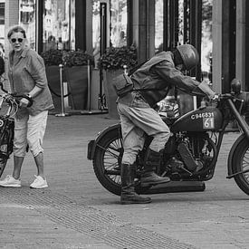 Motorfiets met pech van Cobi de Jong