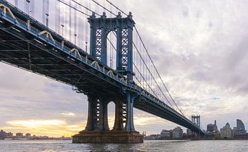 New York City - Manhattan Bridge (USA) van Marcel Kerdijk