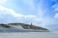 Vuurtoren boven de duinen van Jan Beukema thumbnail