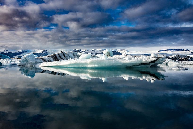 Water en IJs IJsland van Samantha Schoenmakers