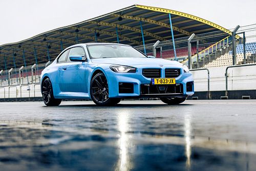 BMW M2 op het circuit Assen