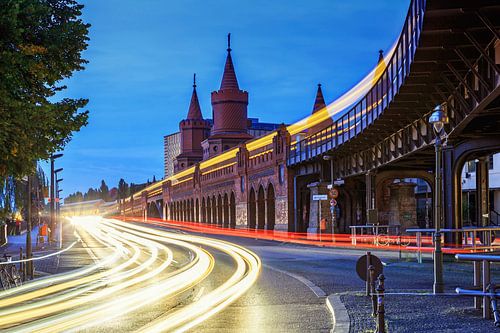 Viel Verkehr an der Oberbaumbrücke