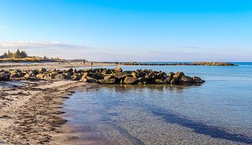 Op het strand van de Oostzee op een zonnige vakantiedag van MPfoto71