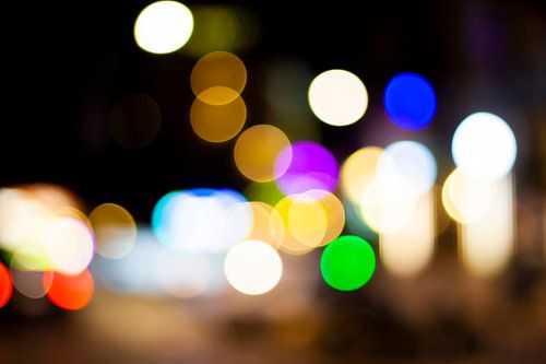 Abstraktes Straßenbild am Abend 3/4