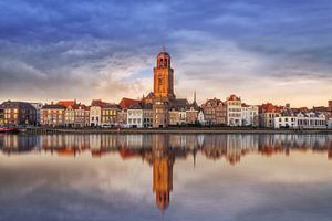 Ansicht von Deventer in Pastelltönen mit Spiegelung.