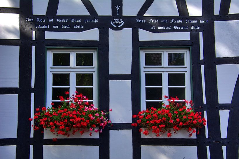 Vakwerk ramen van Edgar Schermaul