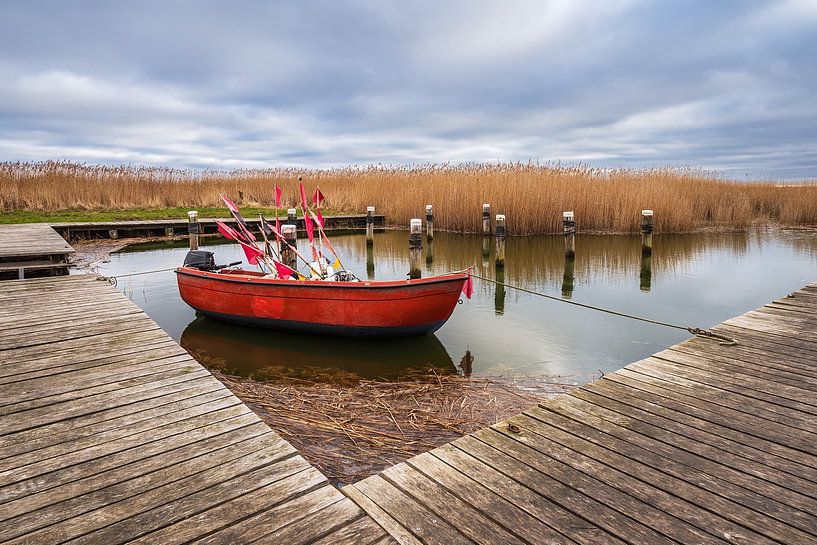 Bateau de pêche dans le port d'Althagen sur Fischland-Darß par Rico Ködder