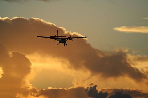 Atterrissage au coucher du soleil