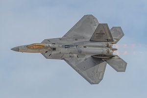 Photo pass U.S. Air Force Lockheed Martin F-22 Raptor. van Jaap van den Berg