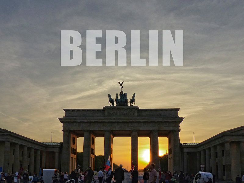 BERLIN, Sonnenuntergang am Brandenburger Tor von  