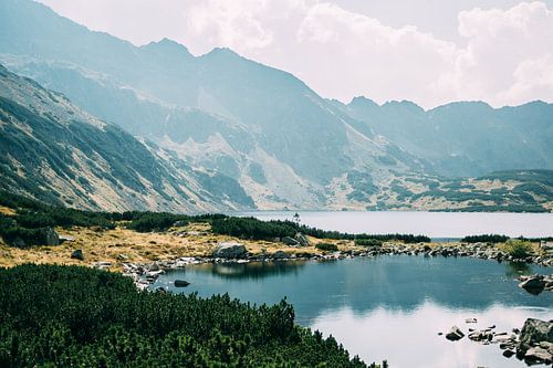 Mountain Lakes in Autumn