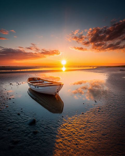 Feuer am Horizont von fernlichtsicht