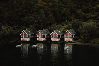 Stilte aan de overkant.