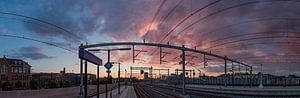 Zonsondergang bij NS Station Vaartsche Rijn in Utrecht van Arthur Puls Photography