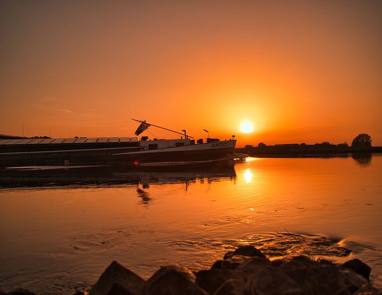 naviguer dans la lumière par Rene scheuneman